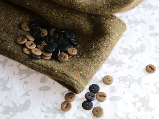 Flecked cashmere and corozo buttons