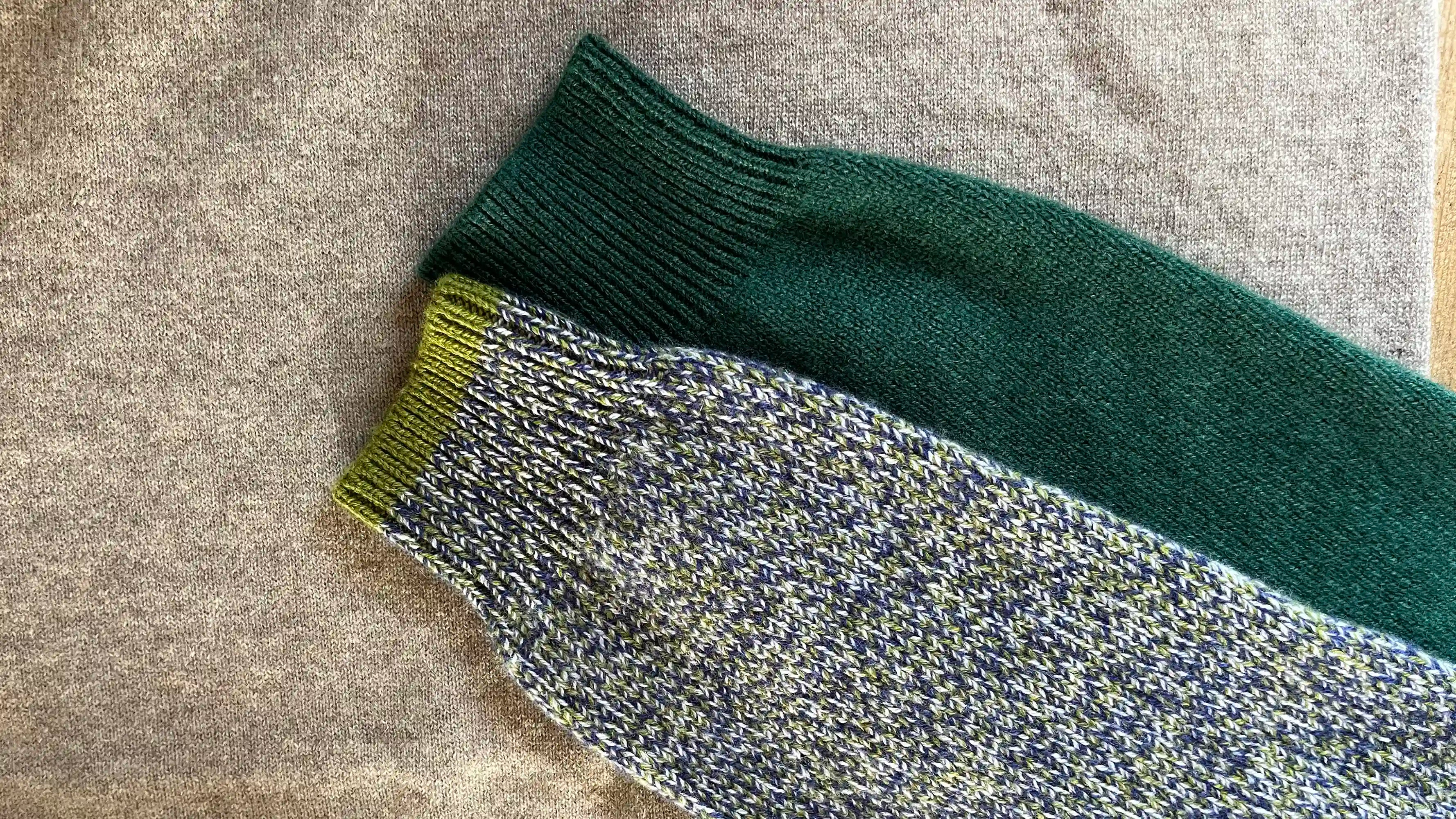 Examples of 12 gauge, 7 gauge and 5 gauge knitwear