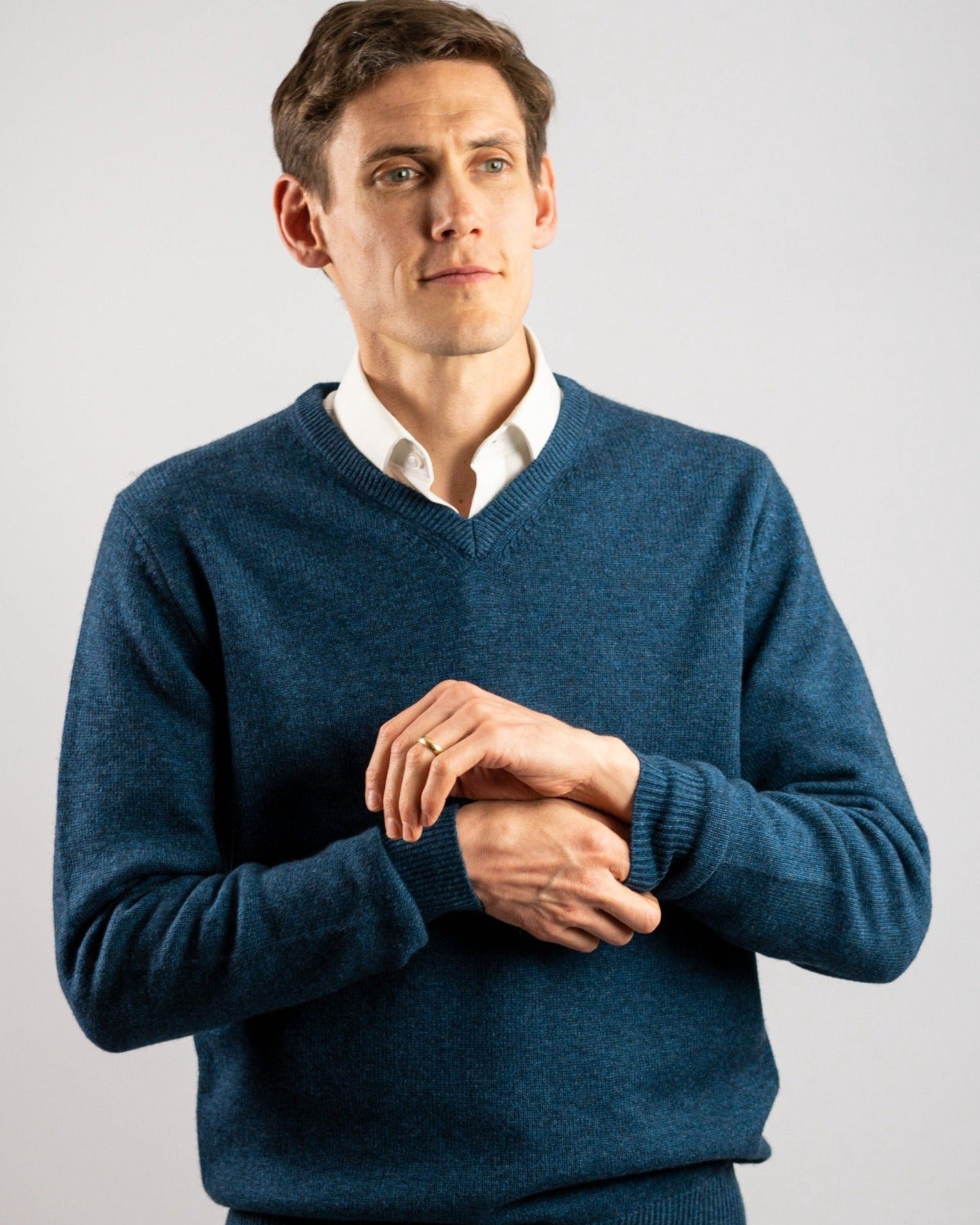 Cashmere and Merino V-Neck Jumper - Ocean Blue